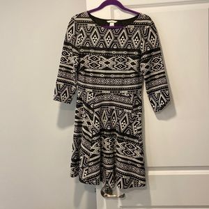 H&M knee length Black/cream Aztec inspired Dress